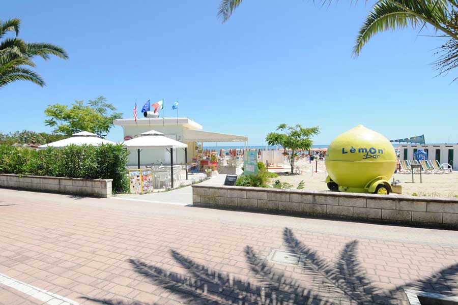 Entrata dello stabilimento balneare Righi a Mare